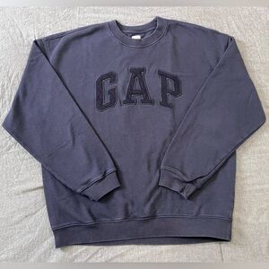 GAP Black Crewneck Sweatshirt